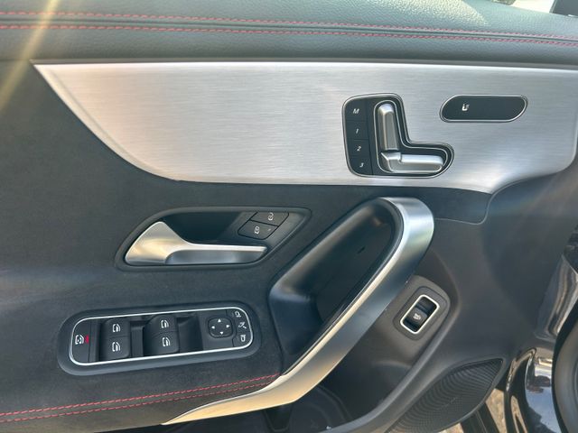 Mercedes-Benz Classe CLA 200 AMG Line – Image 20