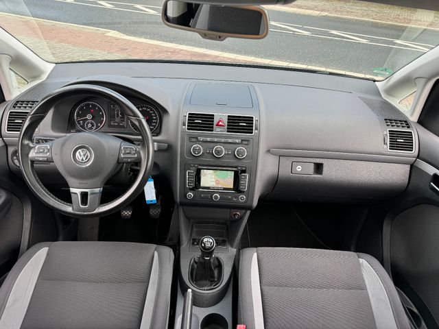 Volkswagen Touran Life Panorama Navi Sièges chauffants – Image 16