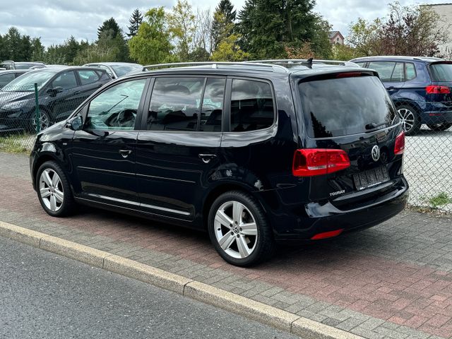 Volkswagen Touran Life Panorama Navi Sièges chauffants – Image 18