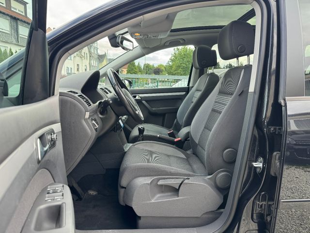 Volkswagen Touran Life Panorama Navi Sièges chauffants – Image 29