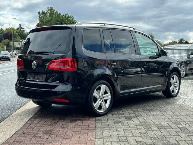 Volkswagen Touran Life Panorama Navi Sièges chauffants – Image 9