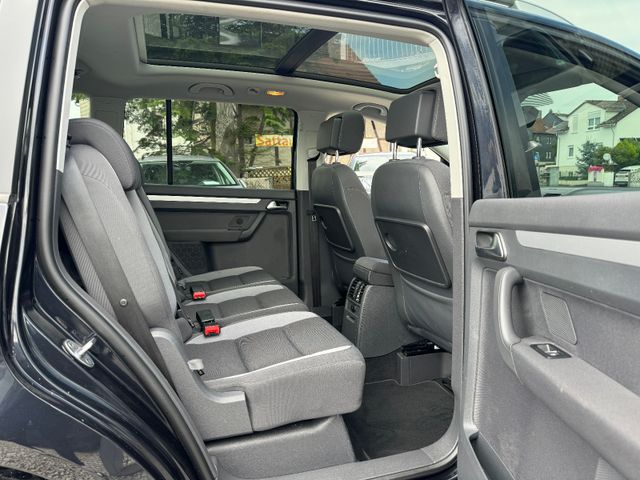 Volkswagen Touran Life Panorama Navi Sièges chauffants – Image 27