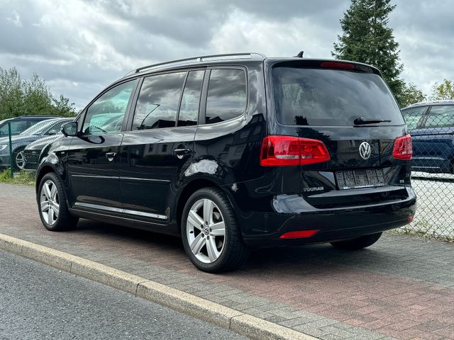 Volkswagen Touran Life Panorama Navi Sièges chauffants – Image 11