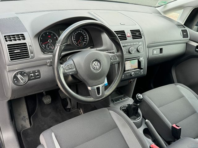 Volkswagen Touran Life Panorama Navi Sièges chauffants – Image 31